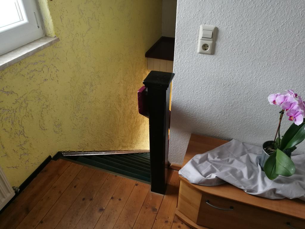 Pension Und Restaurant Reck Aulendorf Eksteriør billede