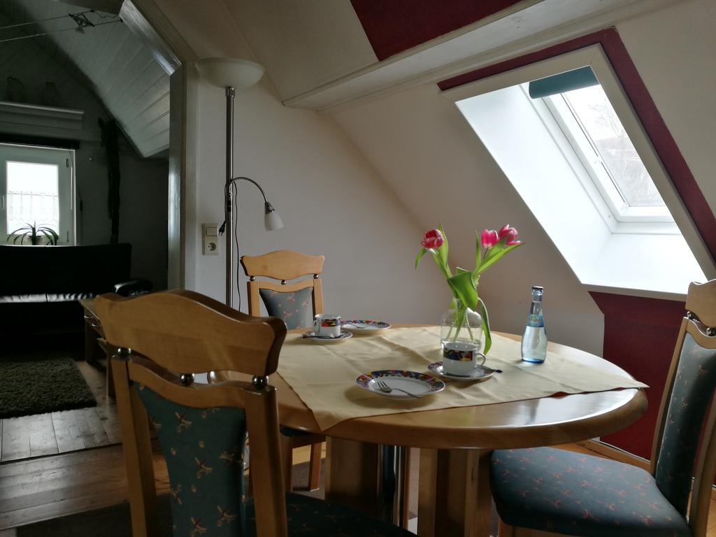 Pension Und Restaurant Reck Aulendorf Eksteriør billede