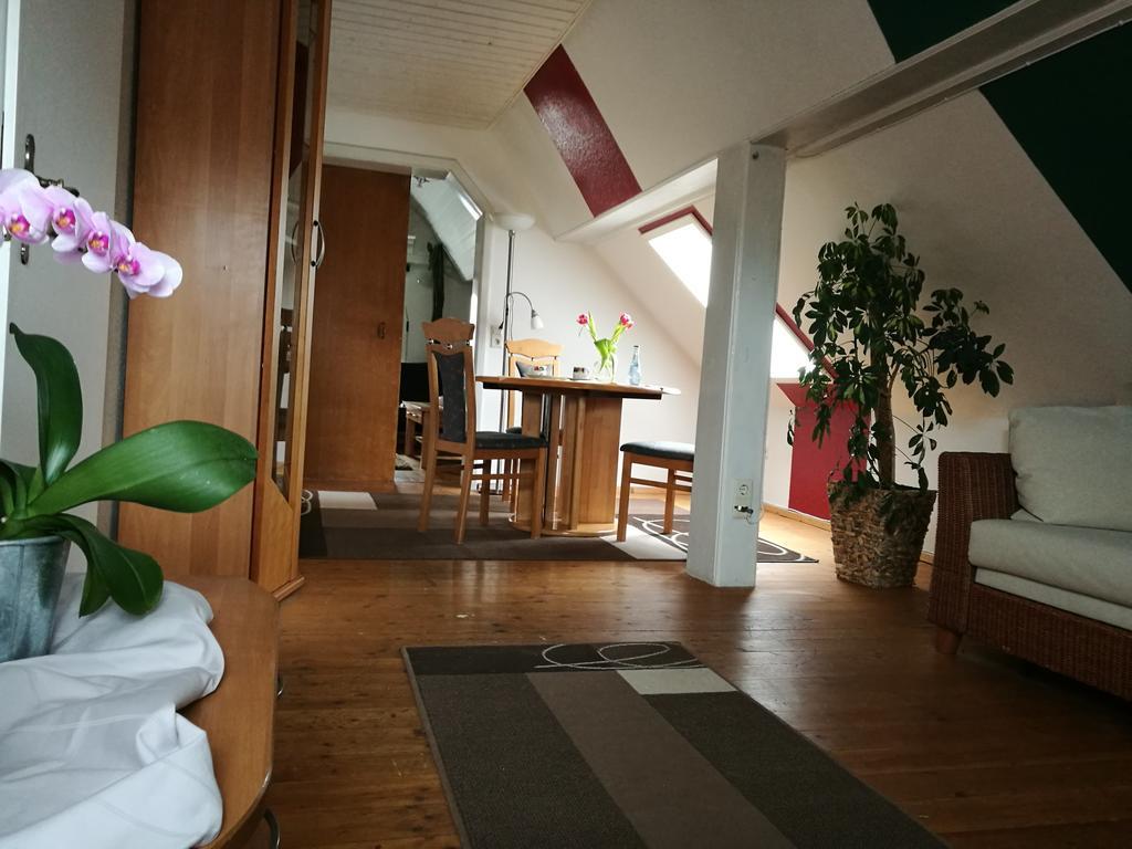 Pension Und Restaurant Reck Aulendorf Eksteriør billede