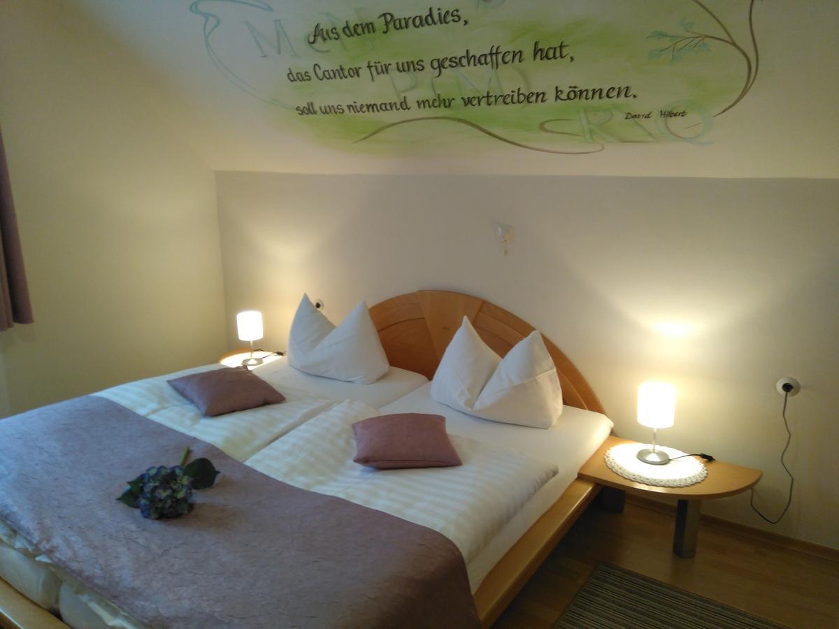 Pension Und Restaurant Reck Aulendorf Eksteriør billede